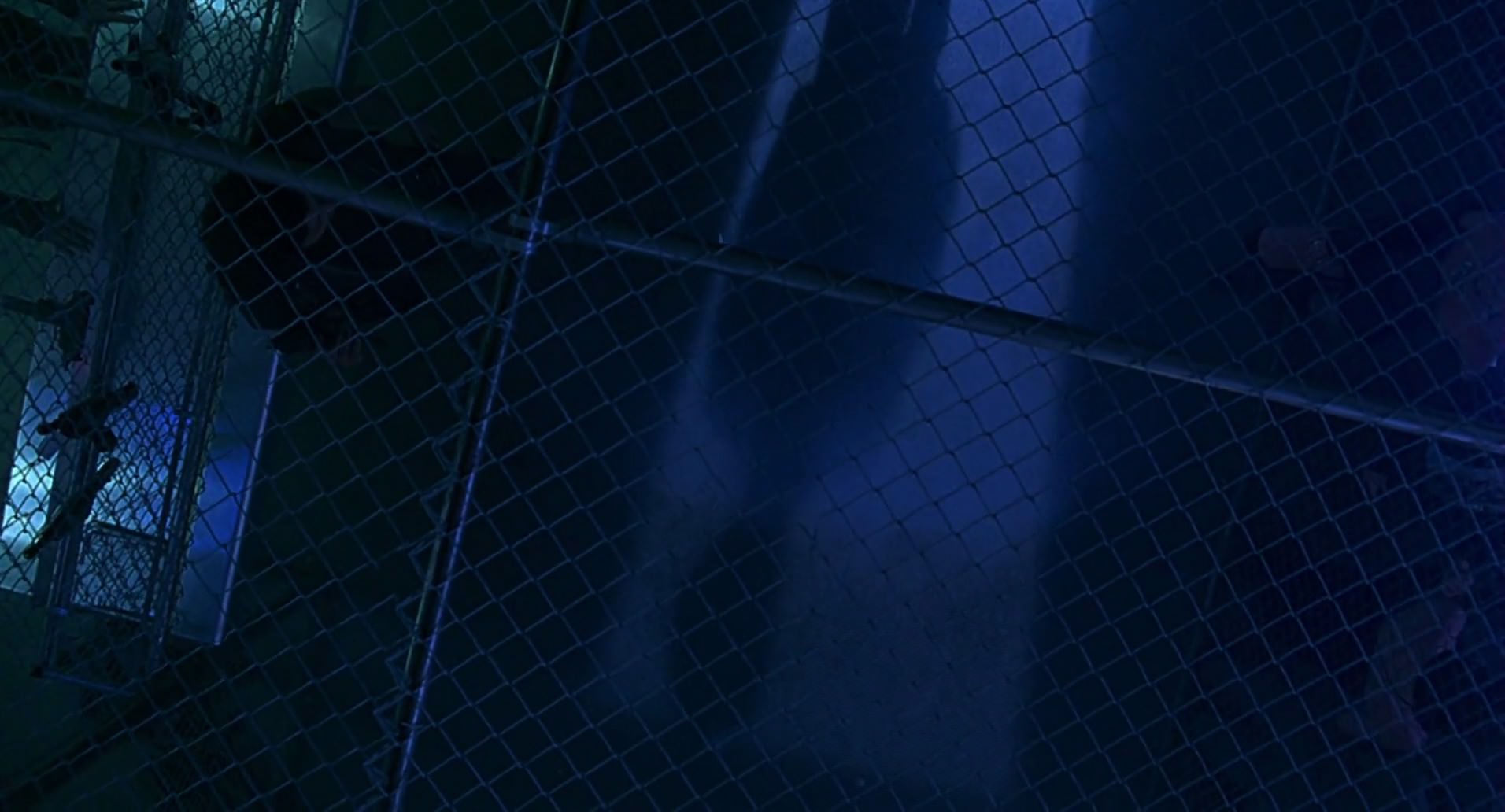Barb Wire (1996) HD screenshot 4217
