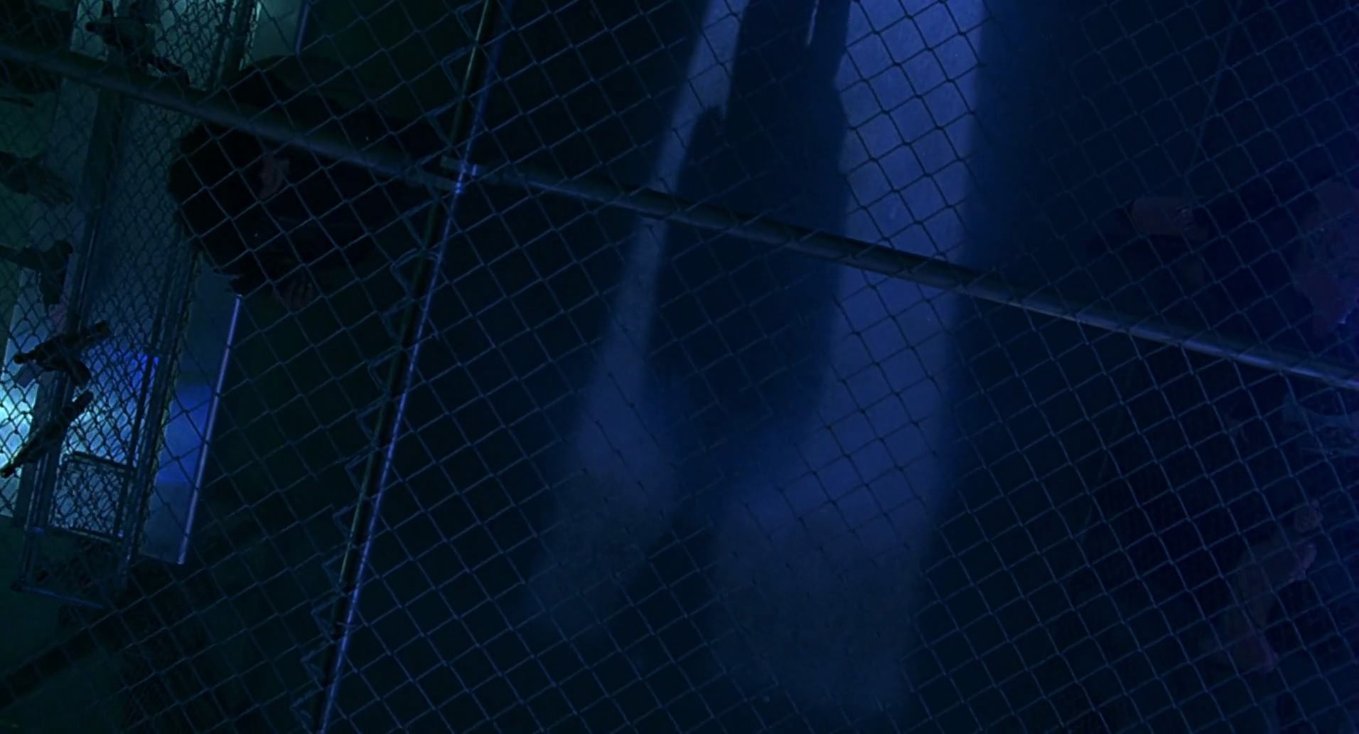 Barb Wire (1996) screencap 4218