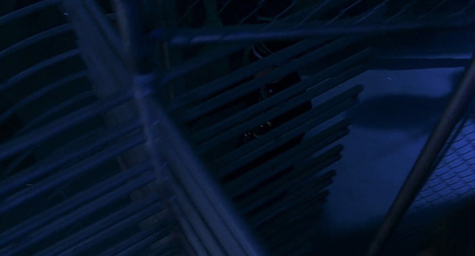 Barb Wire (1996) screencap 4233