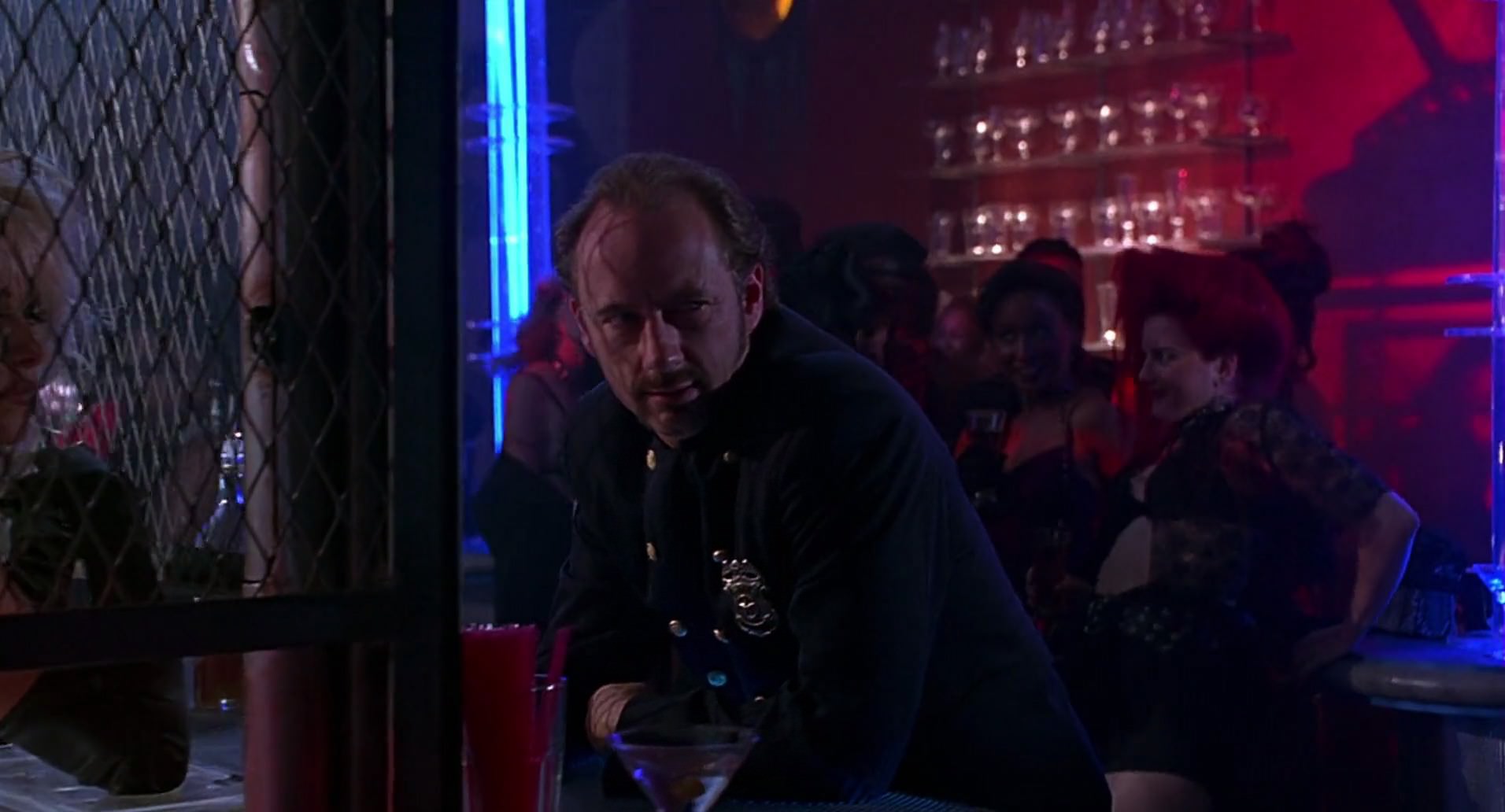 Barb Wire (1996) screencap 4269