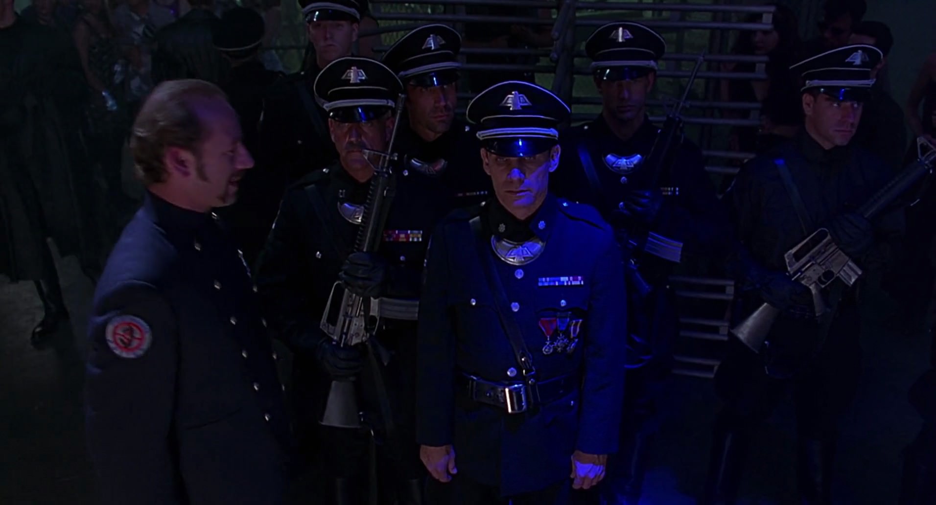 Barb Wire (1996) HD screenshot 4298