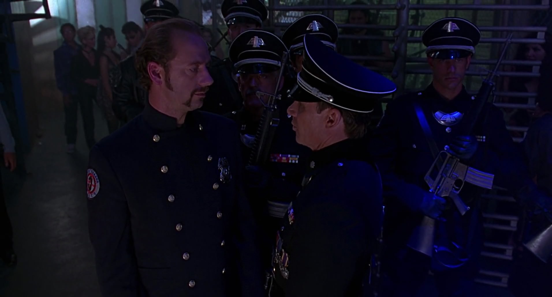 Barb Wire (1996) screencap 4326