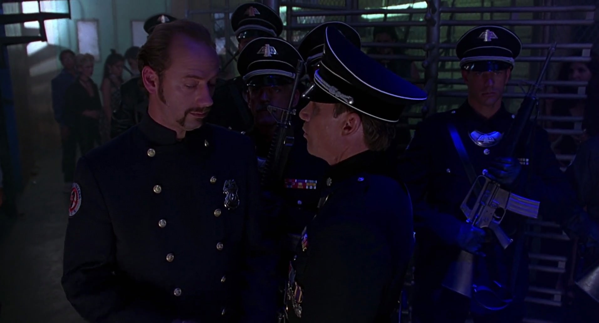 Barb Wire (1996) HD screenshot 4331