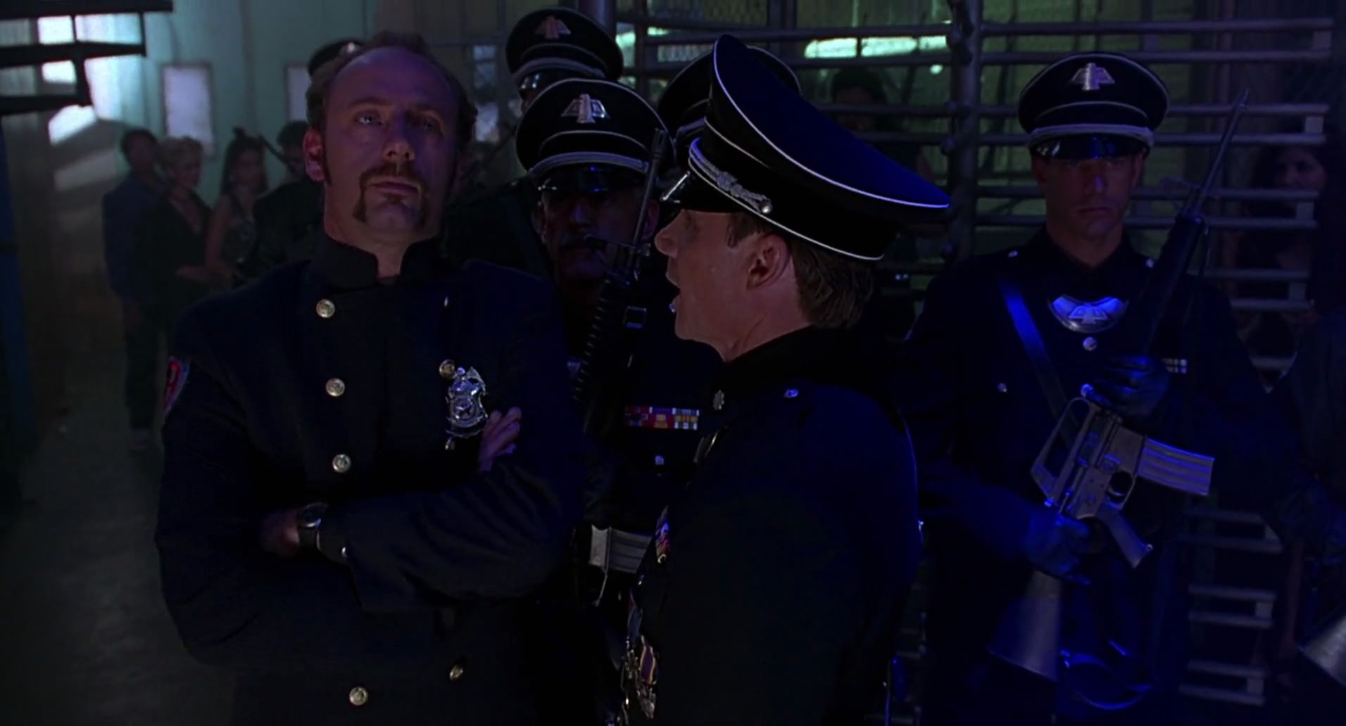 Barb Wire (1996) HD screenshot 4334