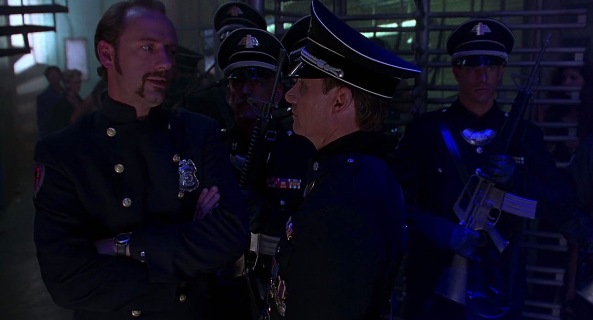 Barb Wire (1996) screencap 4338