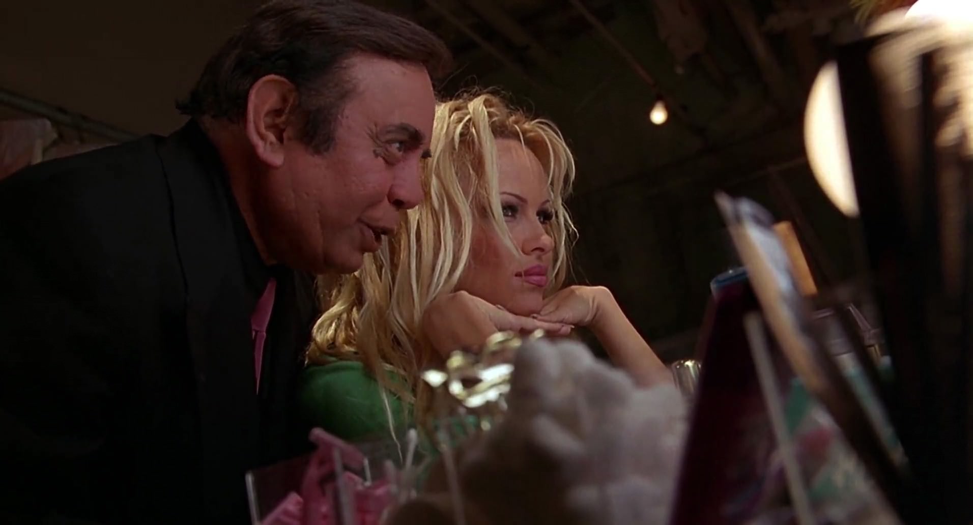 Barb Wire (1996) HD screenshot 434