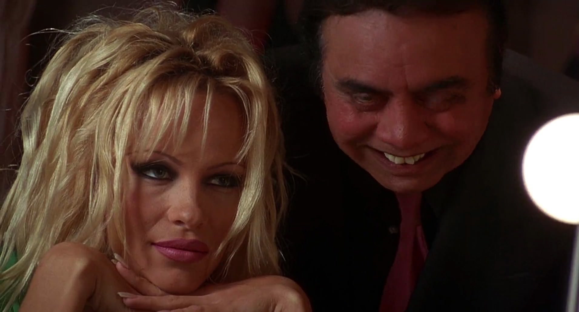 Barb Wire (1996) HD screenshot 437
