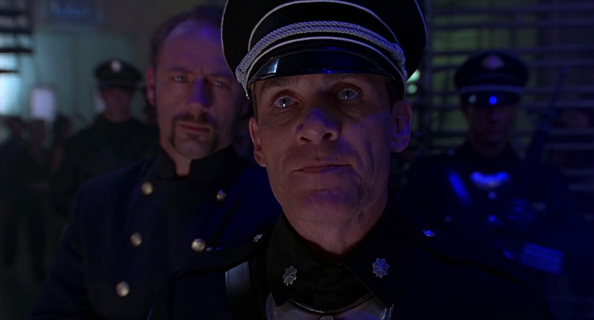 Barb Wire (1996) HD screenshot 4379