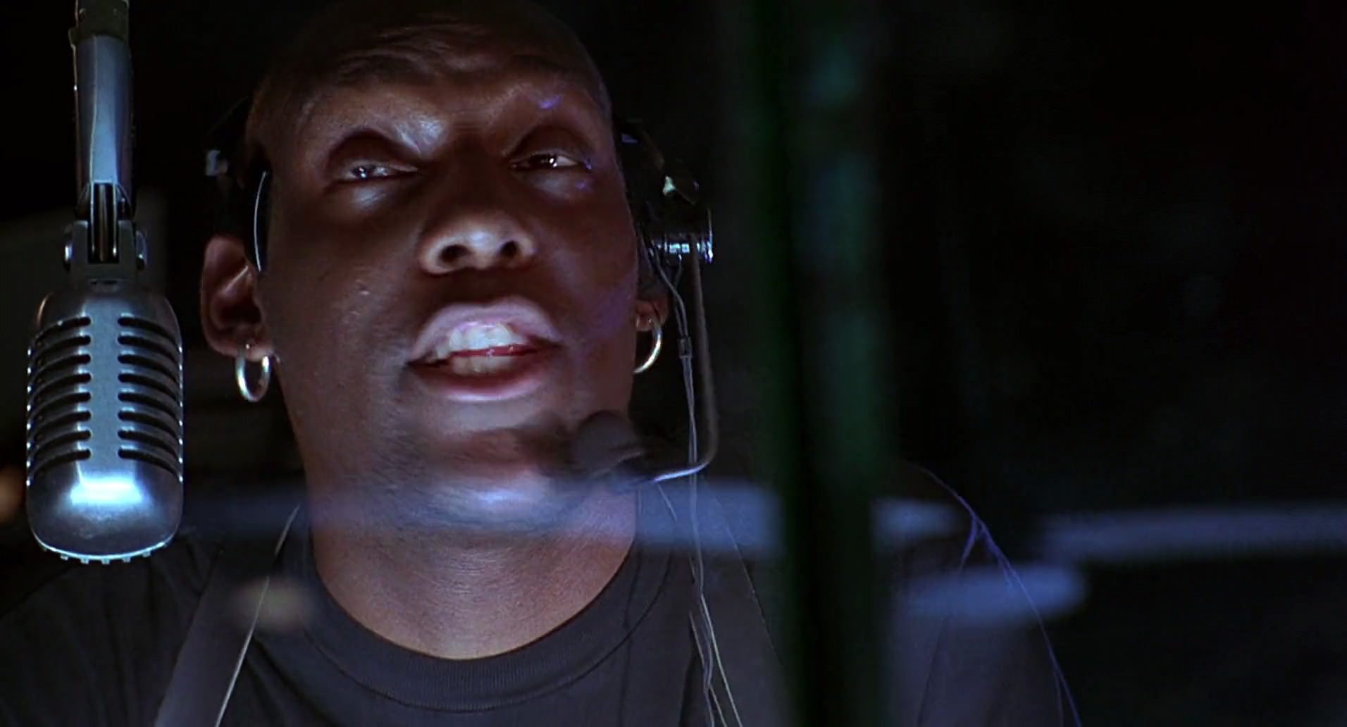 Barb Wire (1996) HD screenshot 4415