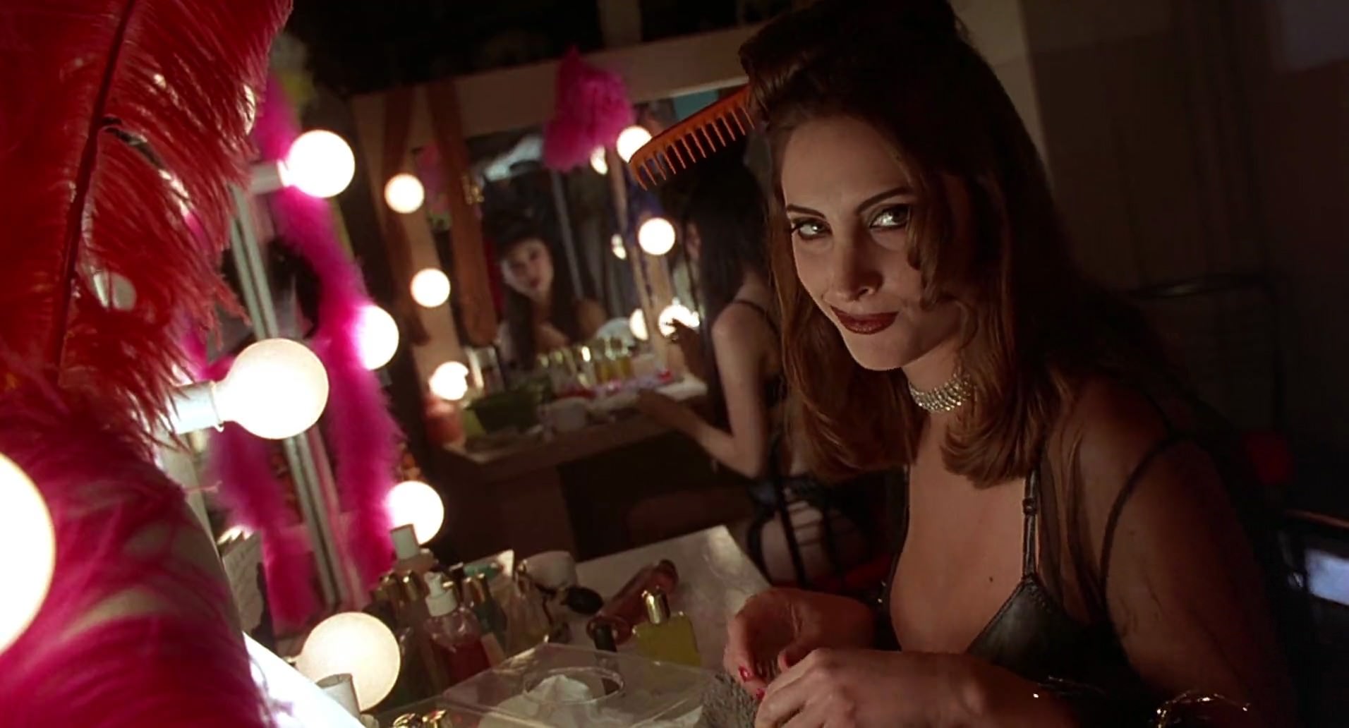 Barb Wire (1996) HD screenshot 449