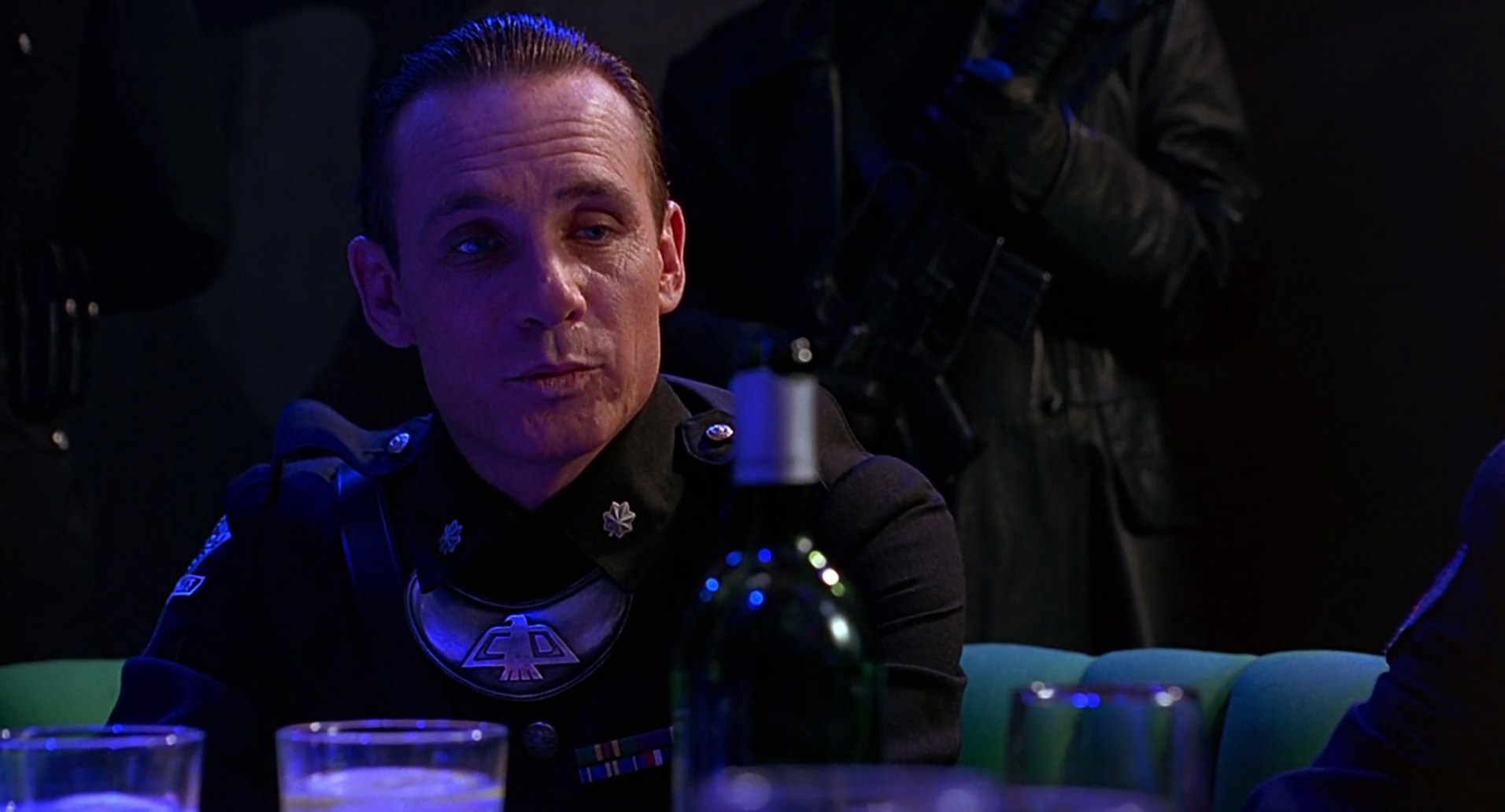 Barb Wire (1996) screencap 4494