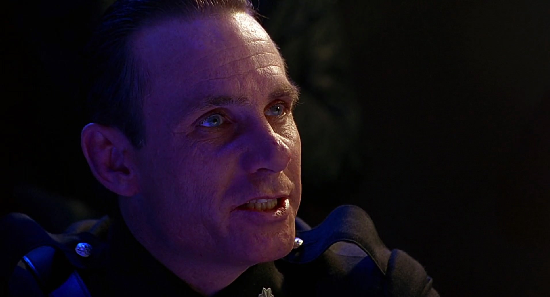 Barb Wire (1996) screencap 4563