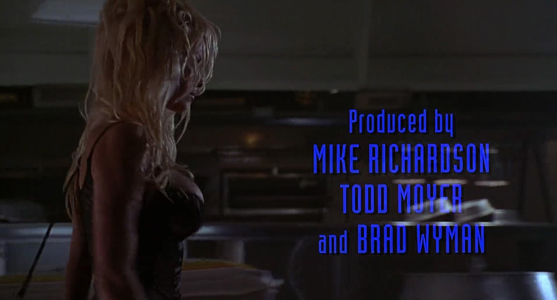 Barb Wire (1996) movie still 460