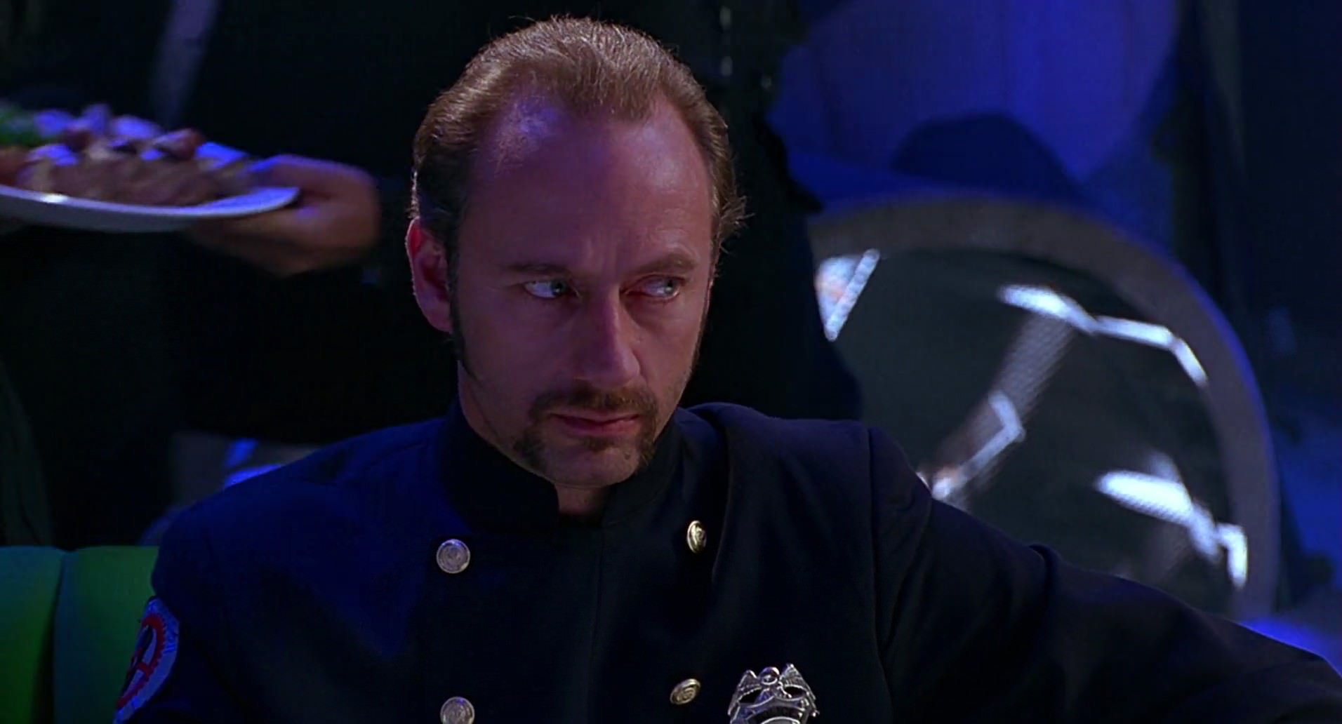 Barb Wire (1996) screencap 4656
