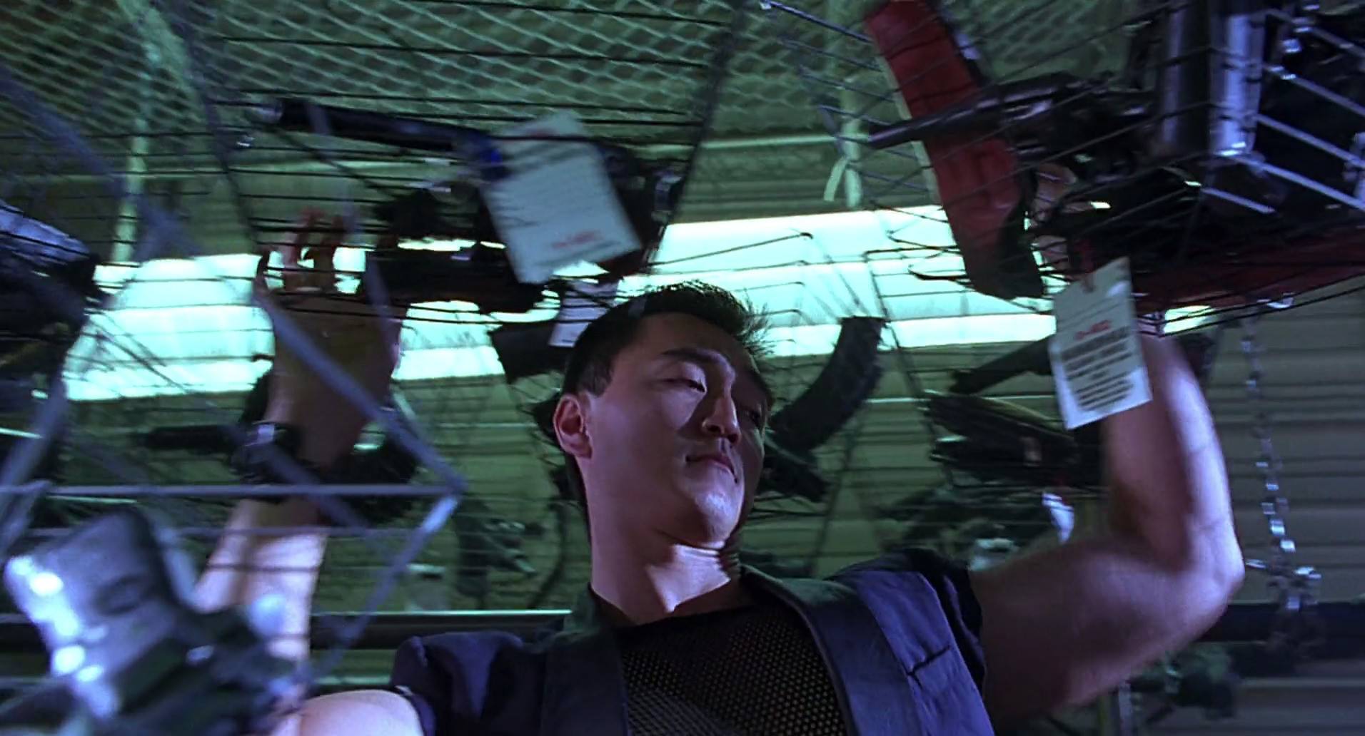 Barb Wire (1996) HD screenshot 4667