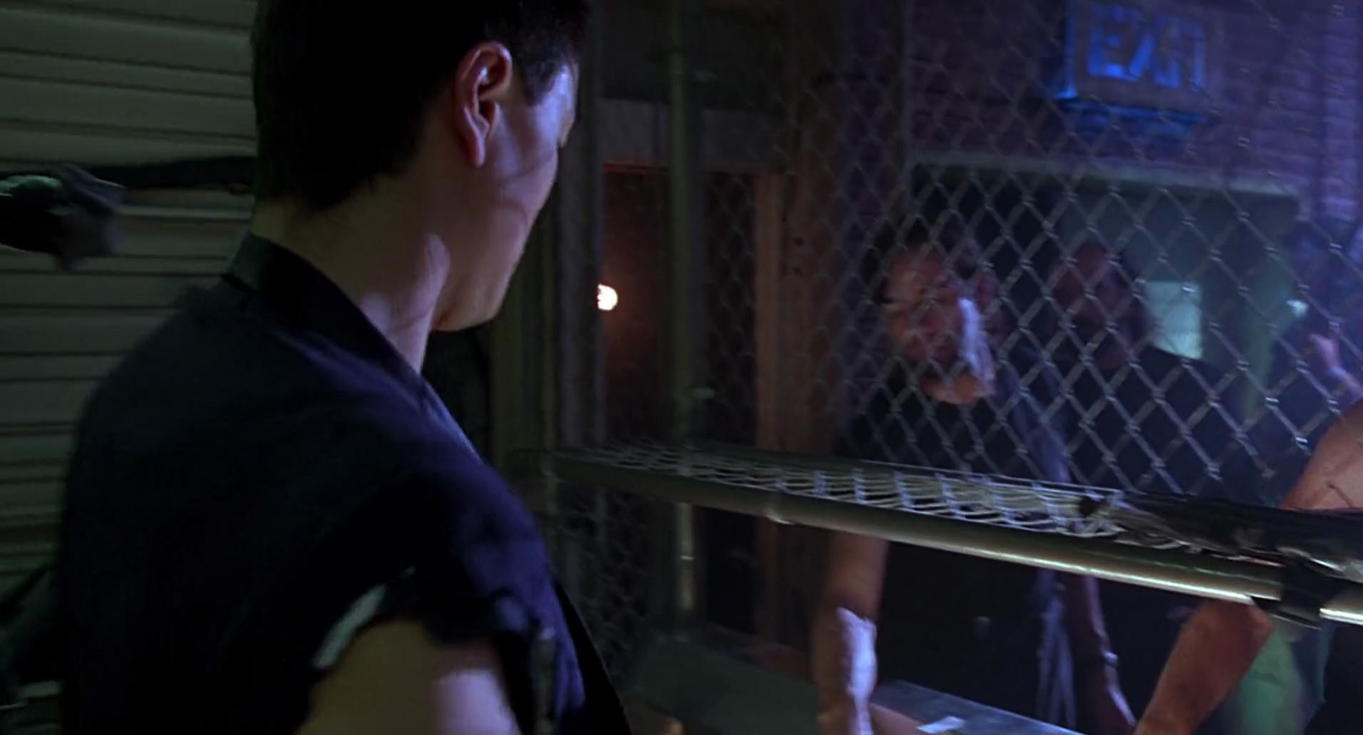 Barb Wire (1996) screencap 4671