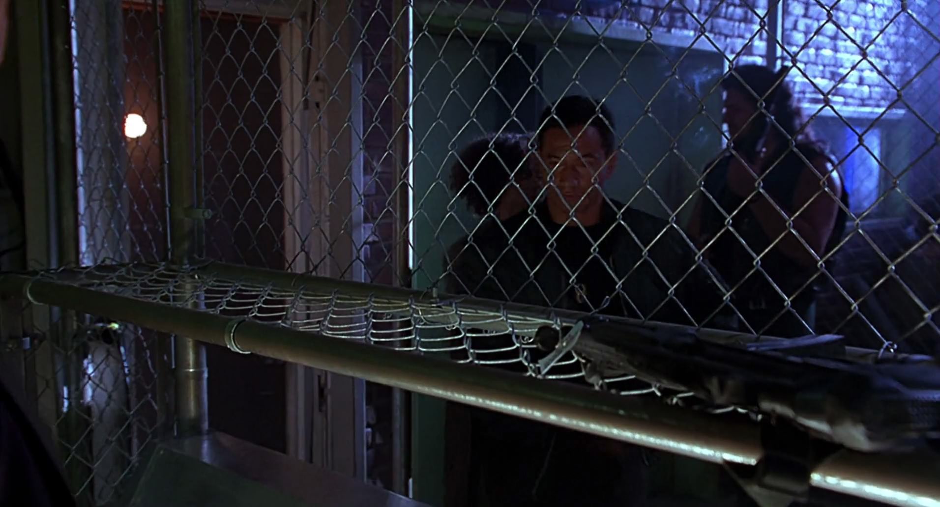 Barb Wire (1996) screencap 4677