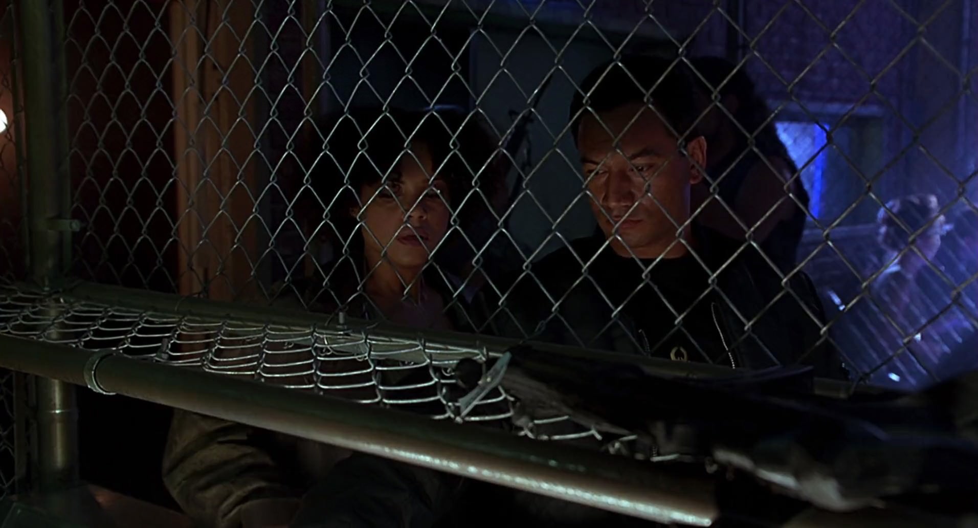 Barb Wire (1996) HD screenshot 4682
