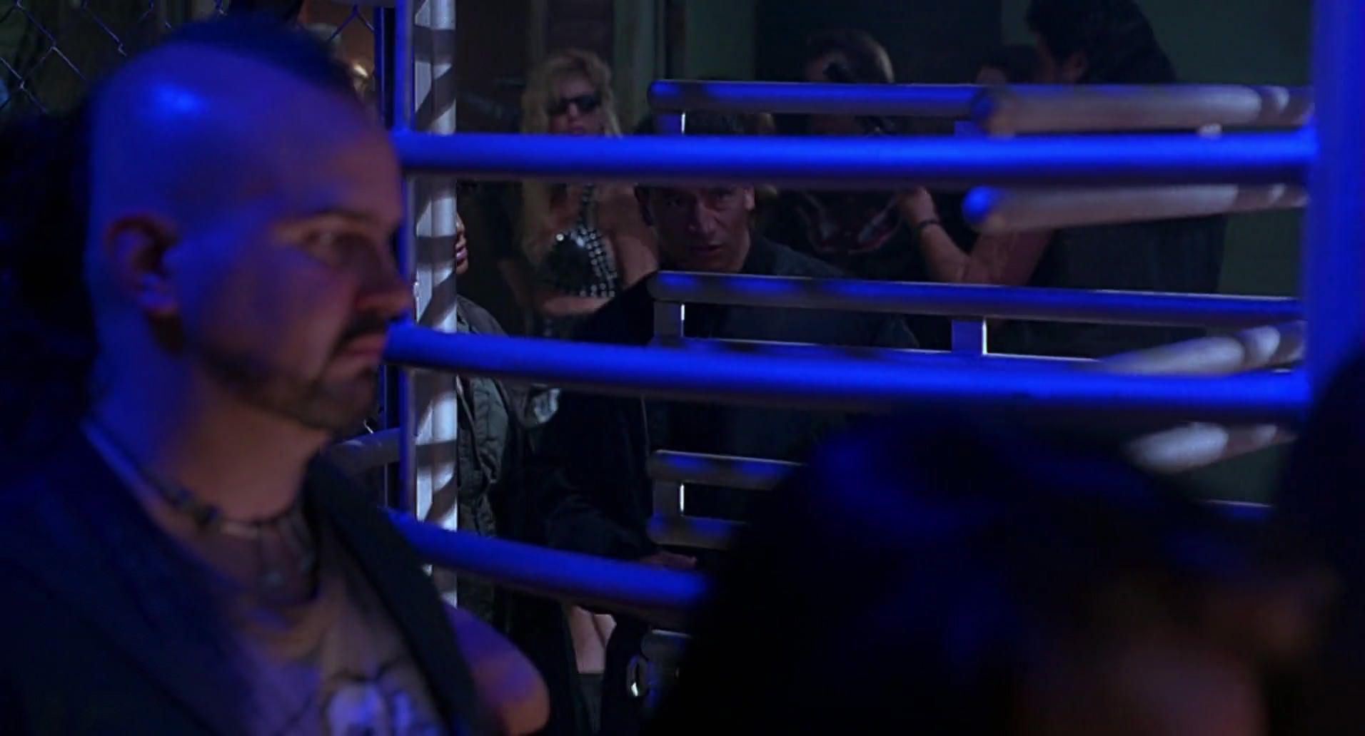 Barb Wire (1996) HD screenshot 4694