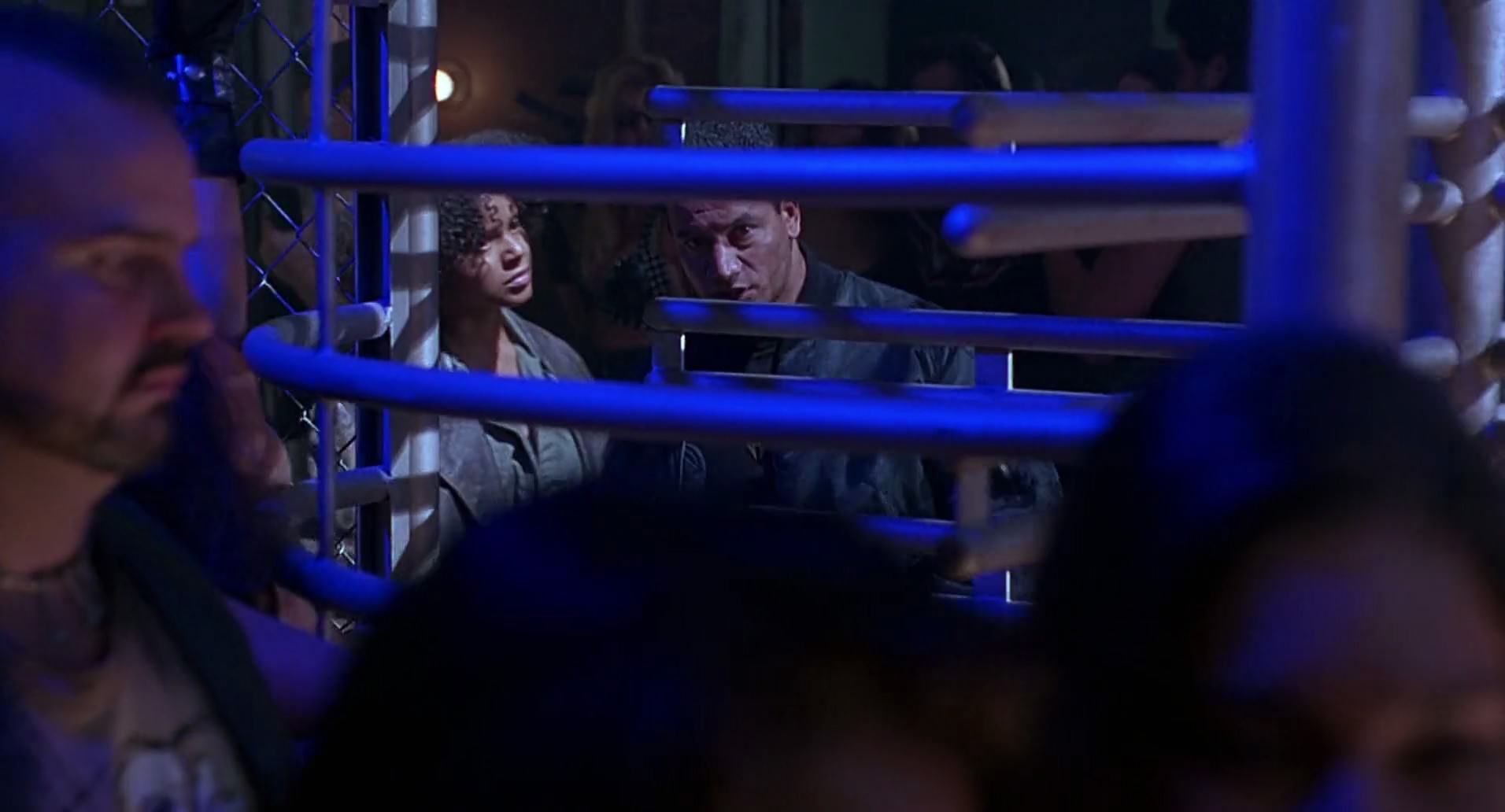 Barb Wire (1996) screencap 4695