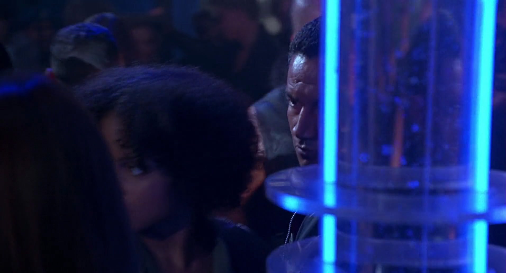 Barb Wire (1996) HD screenshot 4712