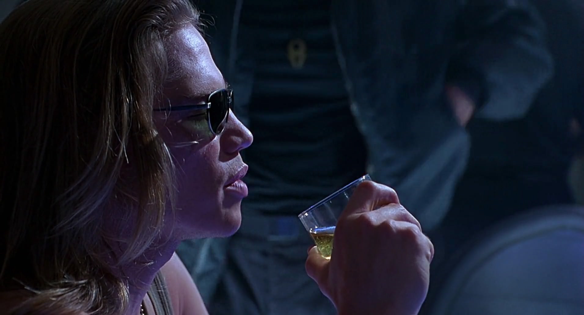 Barb Wire (1996) HD screenshot 4847