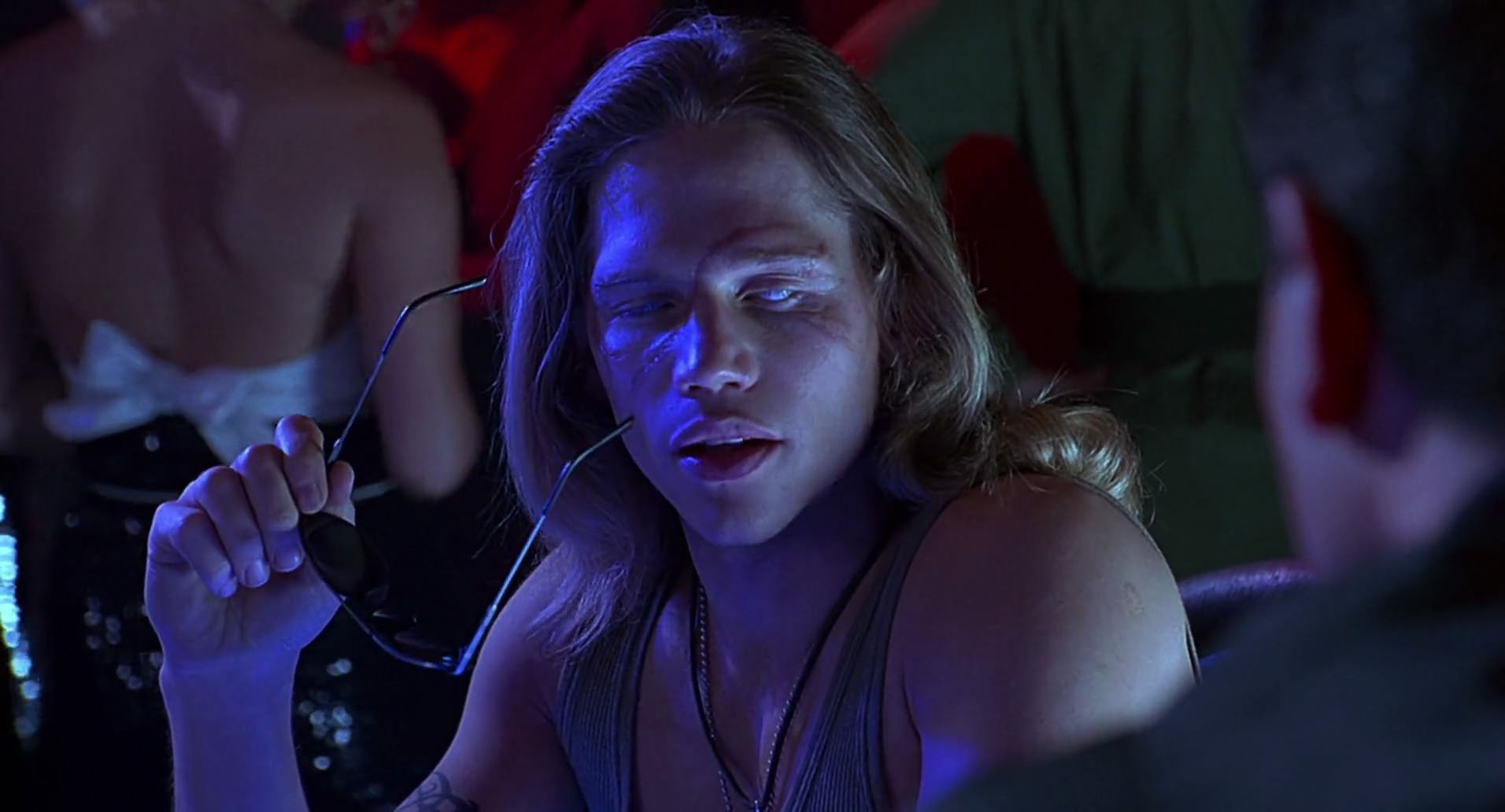 Barb Wire (1996) screencap 4863