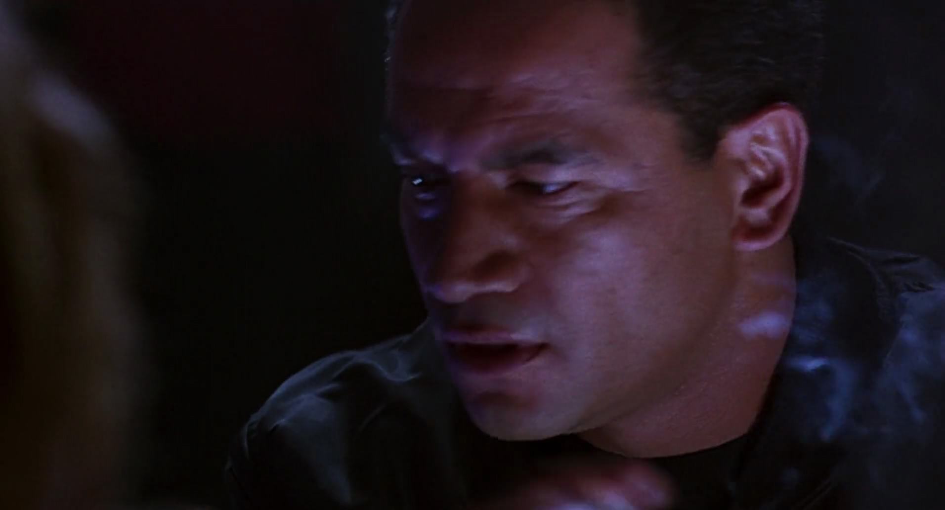 Barb Wire (1996) HD screenshot 4892