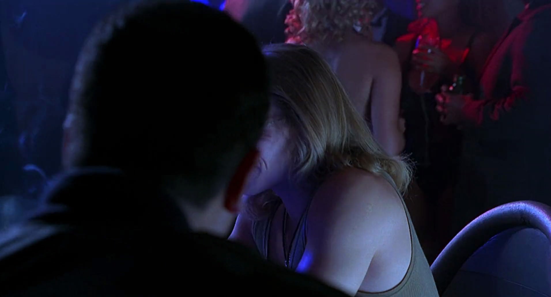 Barb Wire (1996) HD screenshot 4910