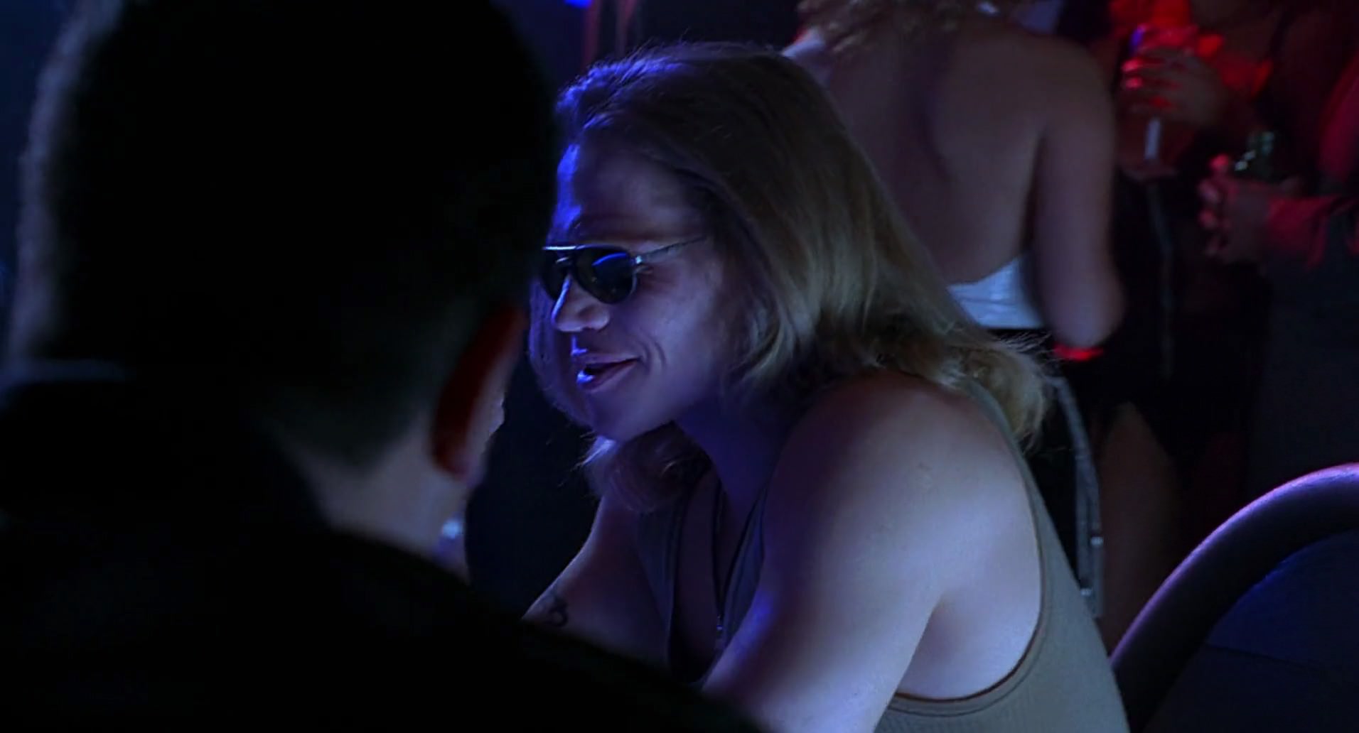 Barb Wire (1996) screencap 4911