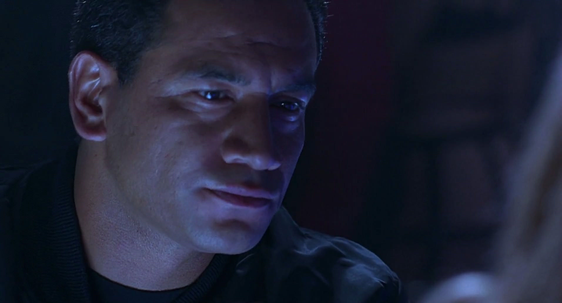 Barb Wire (1996) screencap 4923