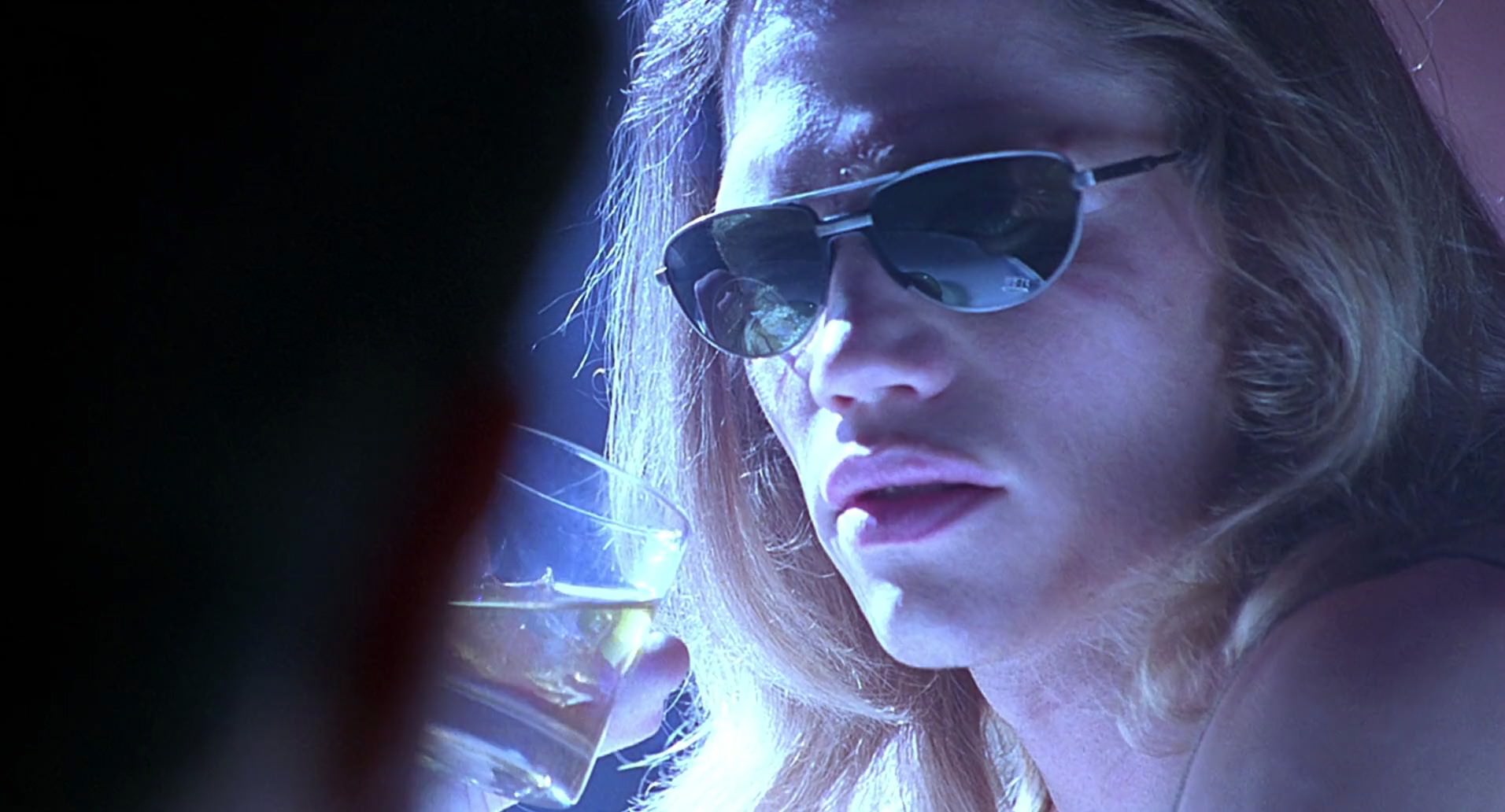 Barb Wire (1996) HD screenshot 4931
