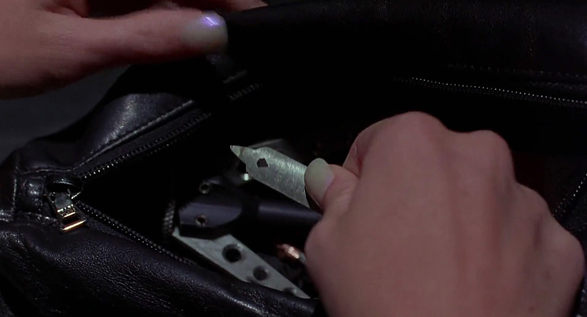 Barb Wire (1996) HD screenshot 494
