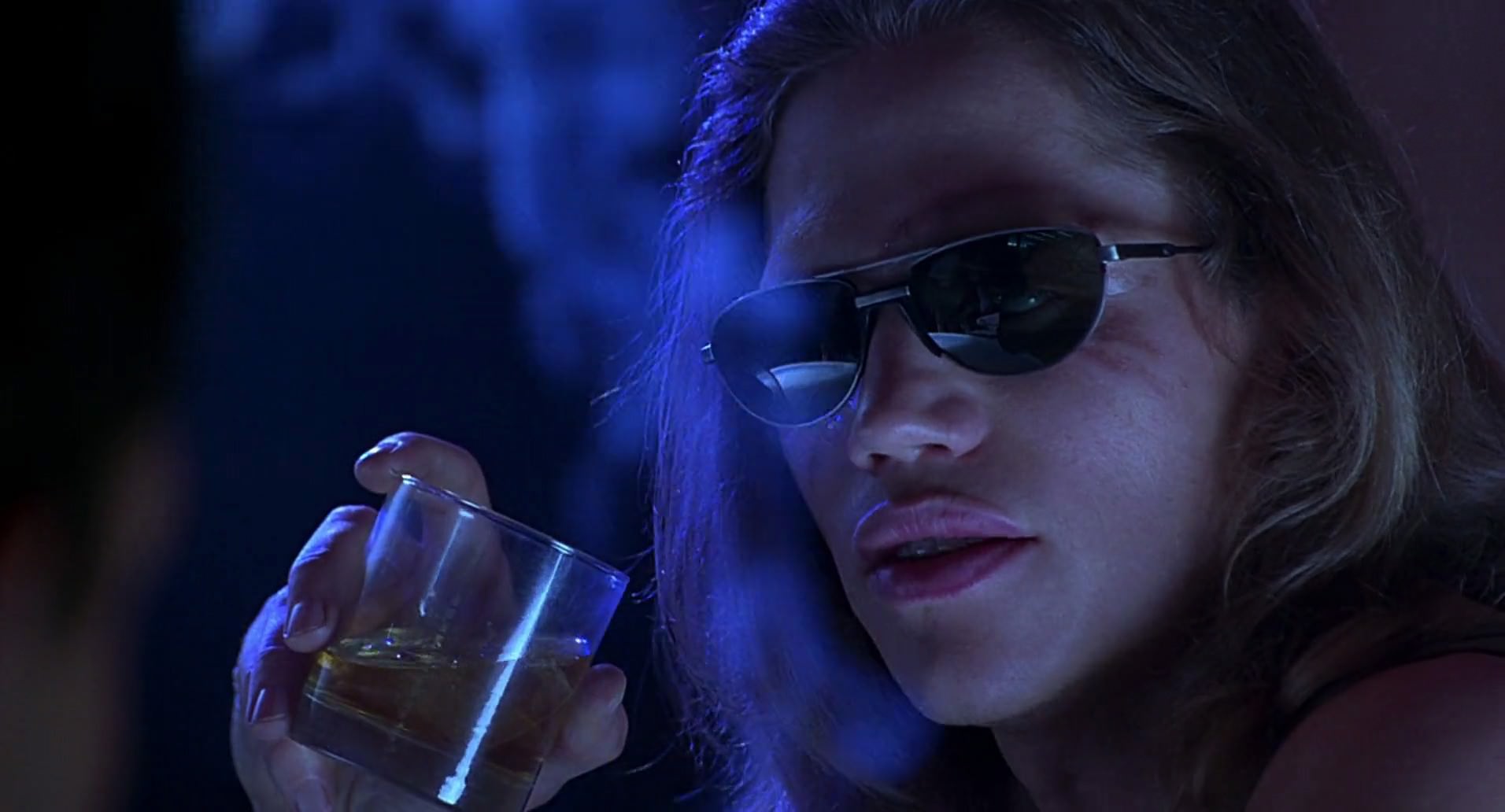 Barb Wire (1996) HD screenshot 4970