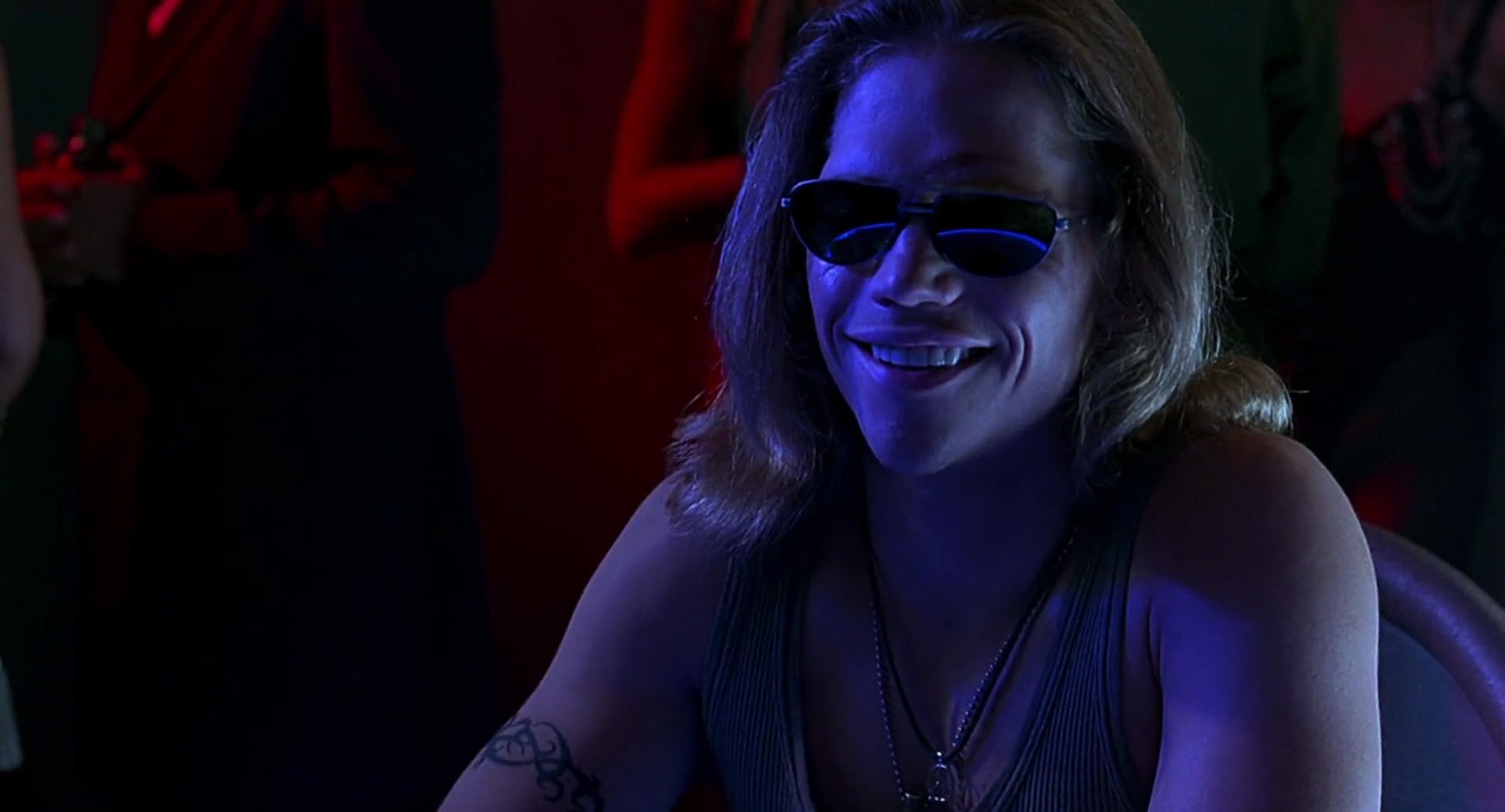 Barb Wire (1996) screencap 5010