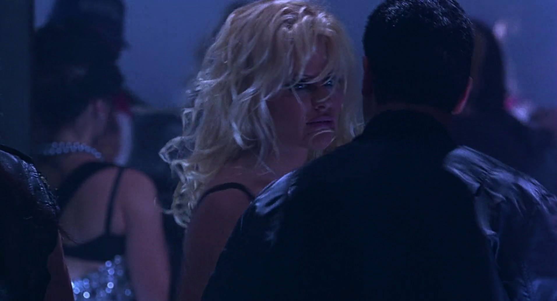 Barb Wire (1996) HD screenshot 5039