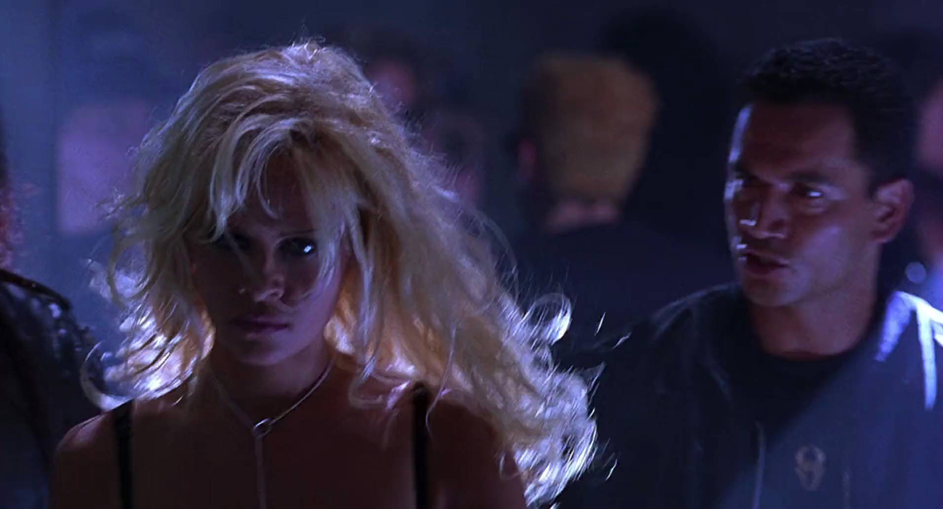 Barb Wire (1996) HD screenshot 5063