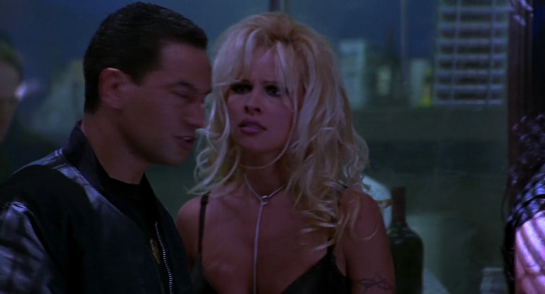 Barb Wire (1996) HD screenshot 5069