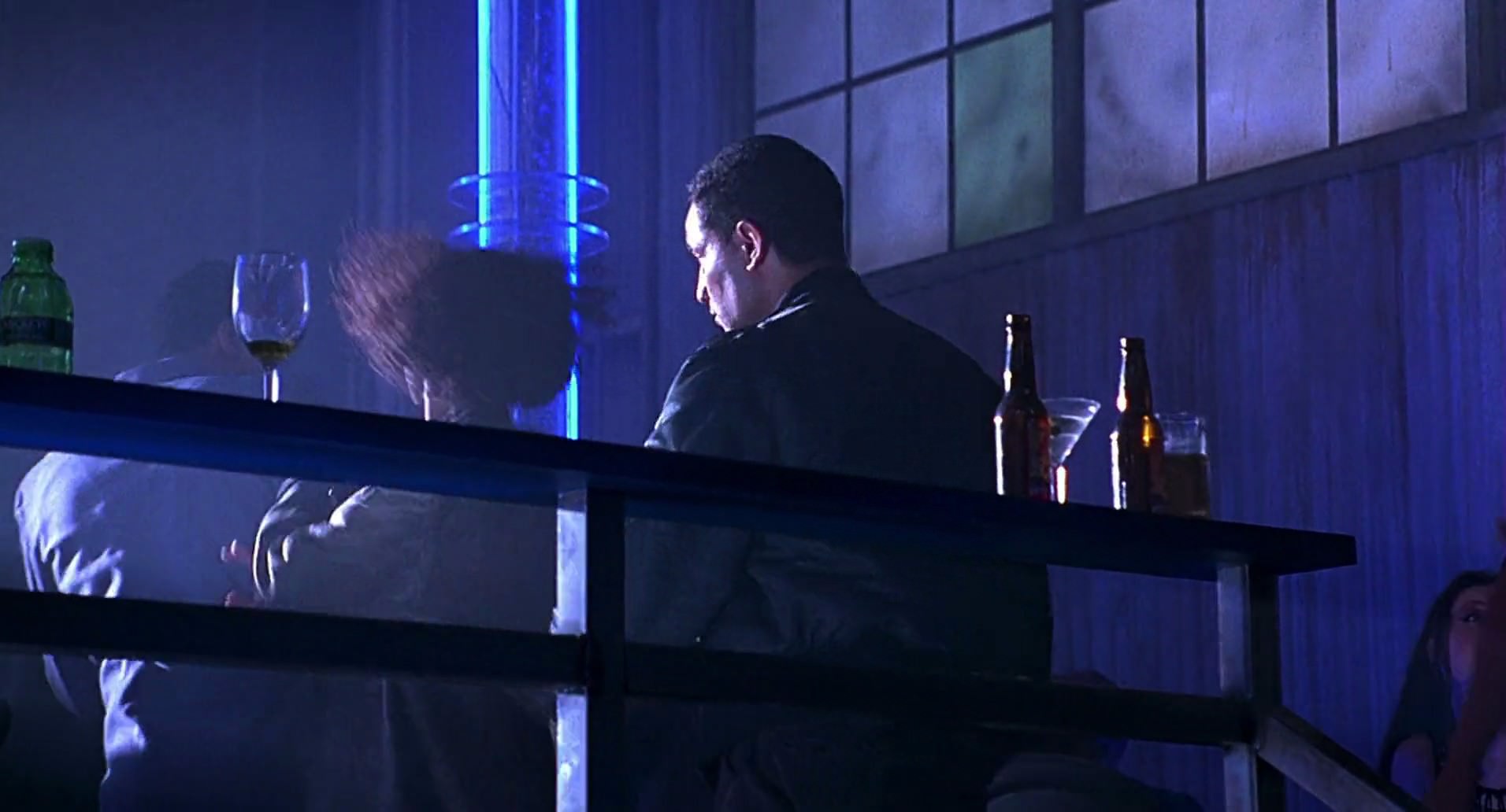 Barb Wire (1996) screencap 5139