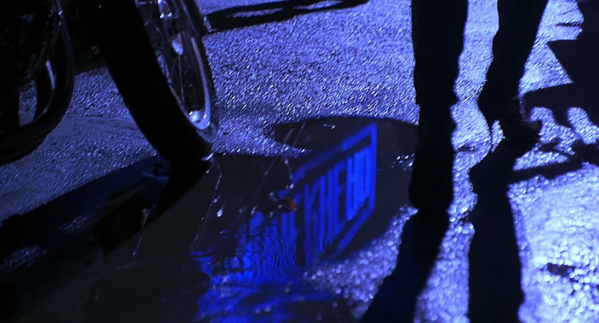 Barb Wire (1996) HD screenshot 5150