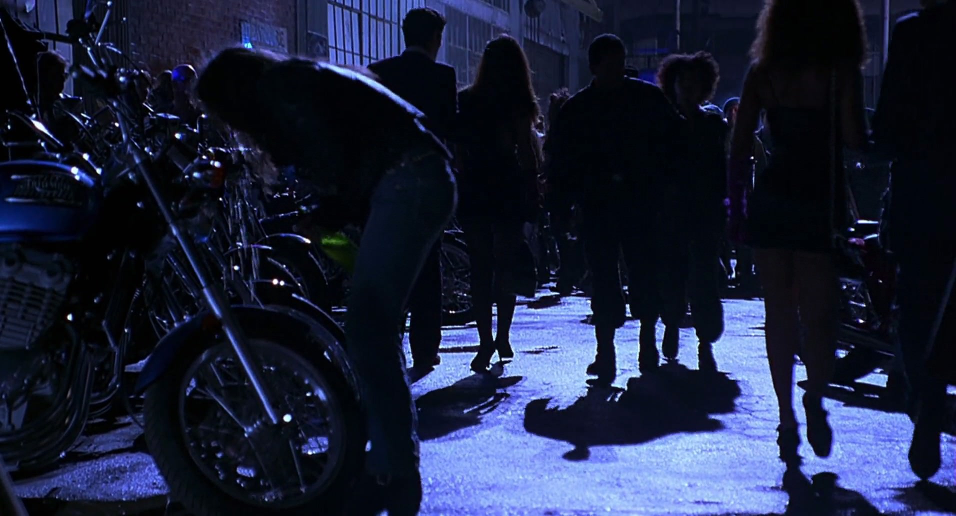 Barb Wire (1996) HD screenshot 5159