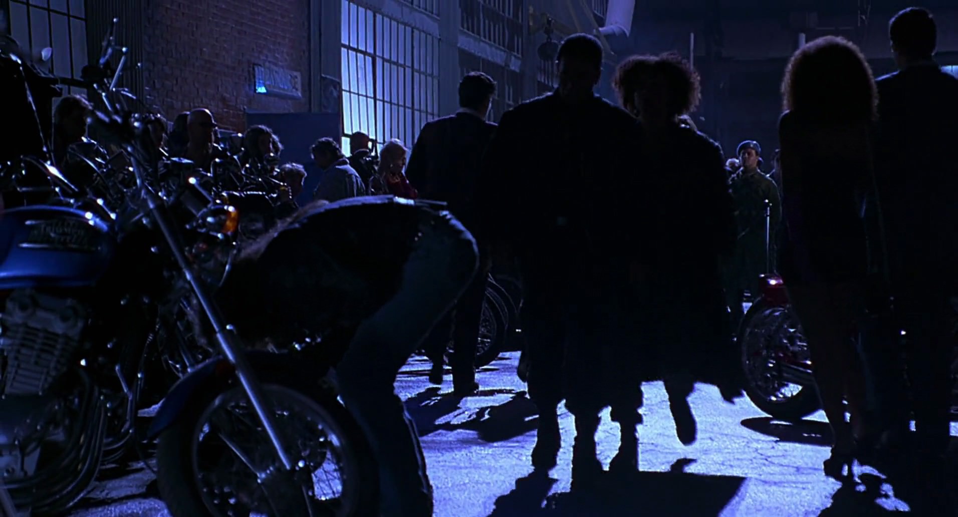 Barb Wire (1996) HD screenshot 5162