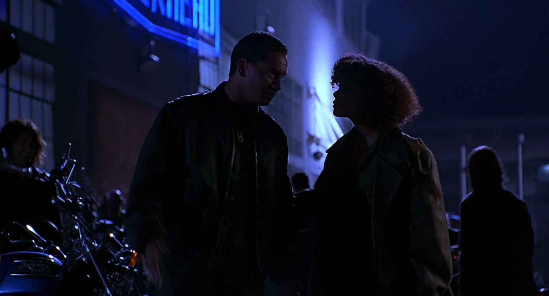 Barb Wire (1996) screencap 5169