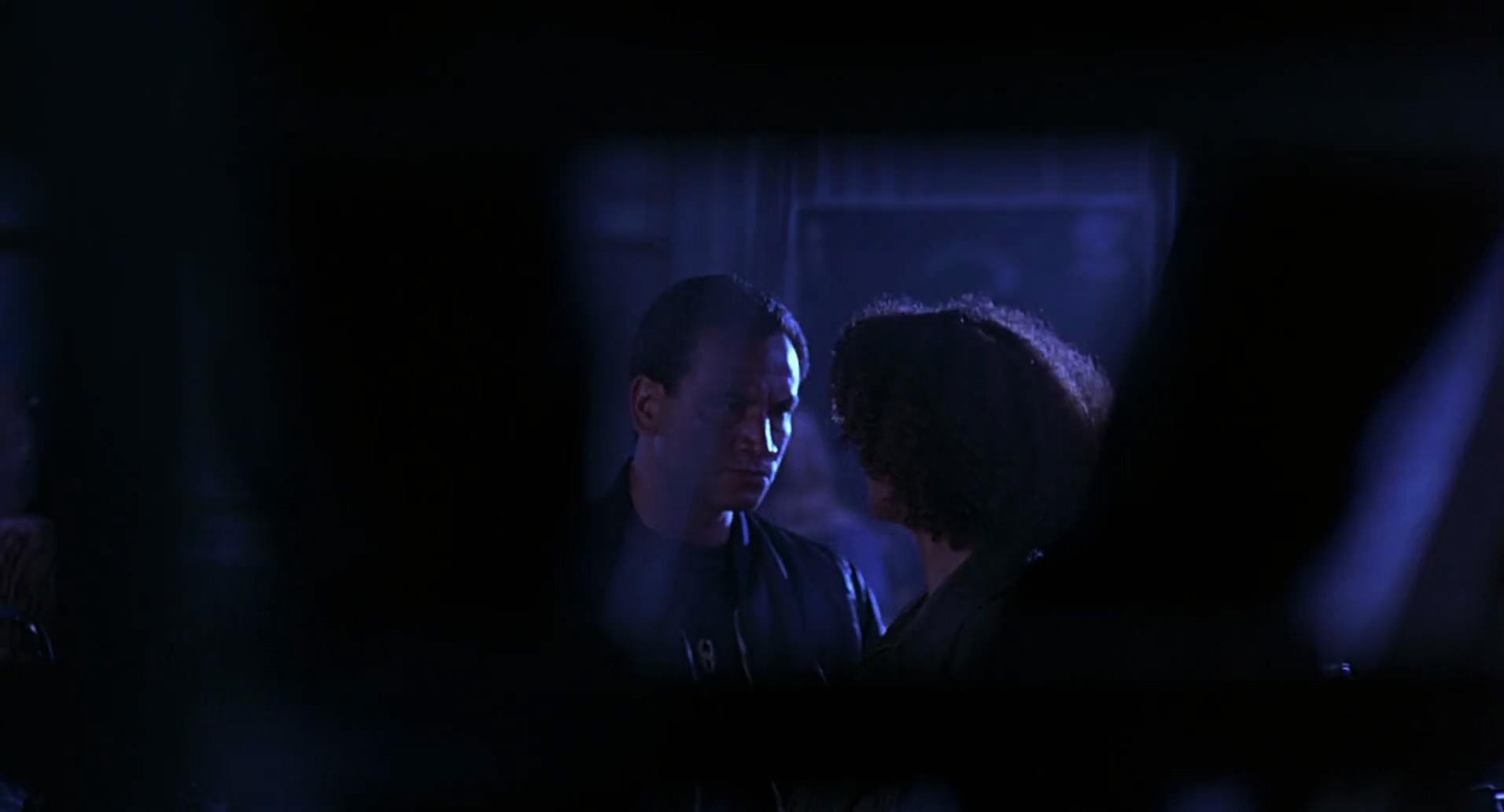 Barb Wire (1996) HD screenshot 5174