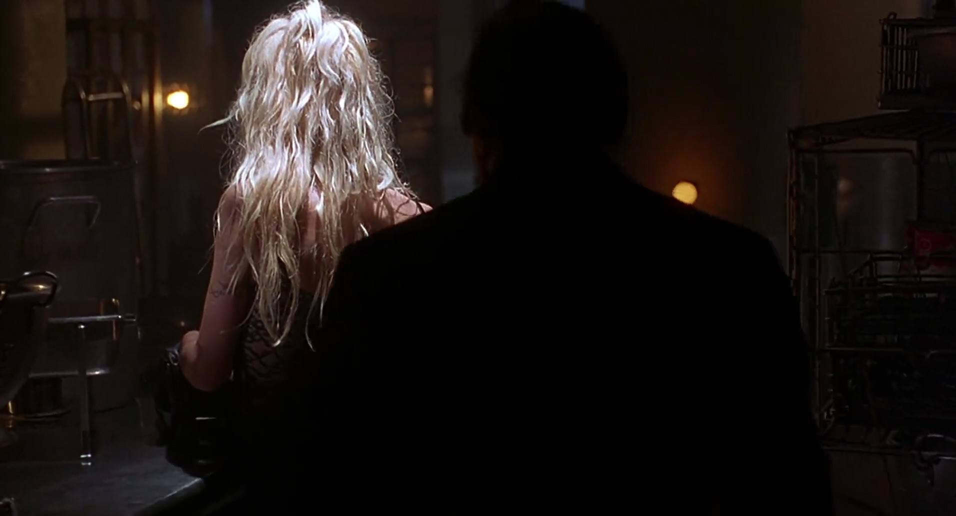 Barb Wire (1996) HD screenshot 518