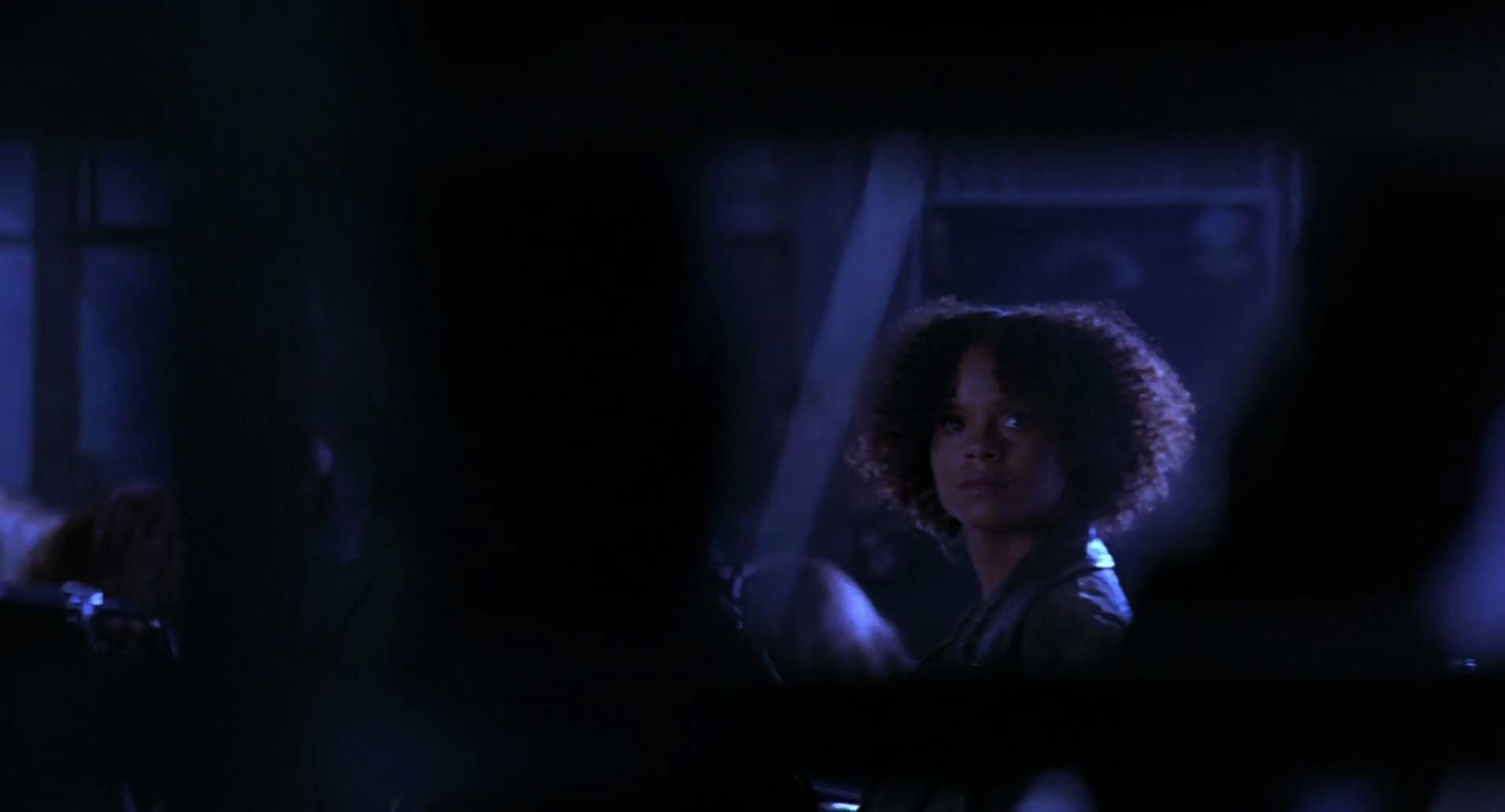 Barb Wire (1996) screencap 5181