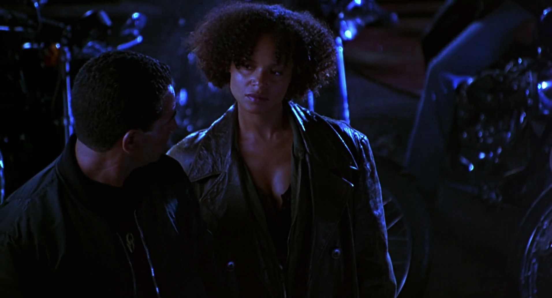 Barb Wire (1996) HD screenshot 5198