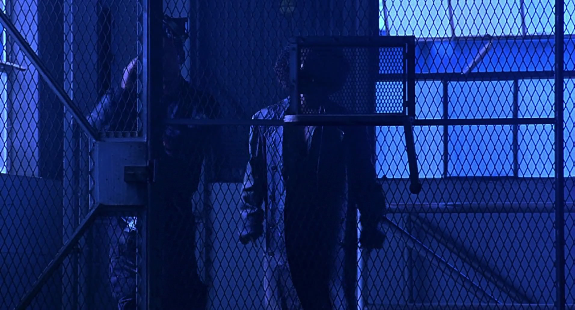 Barb Wire (1996) screencap 5235