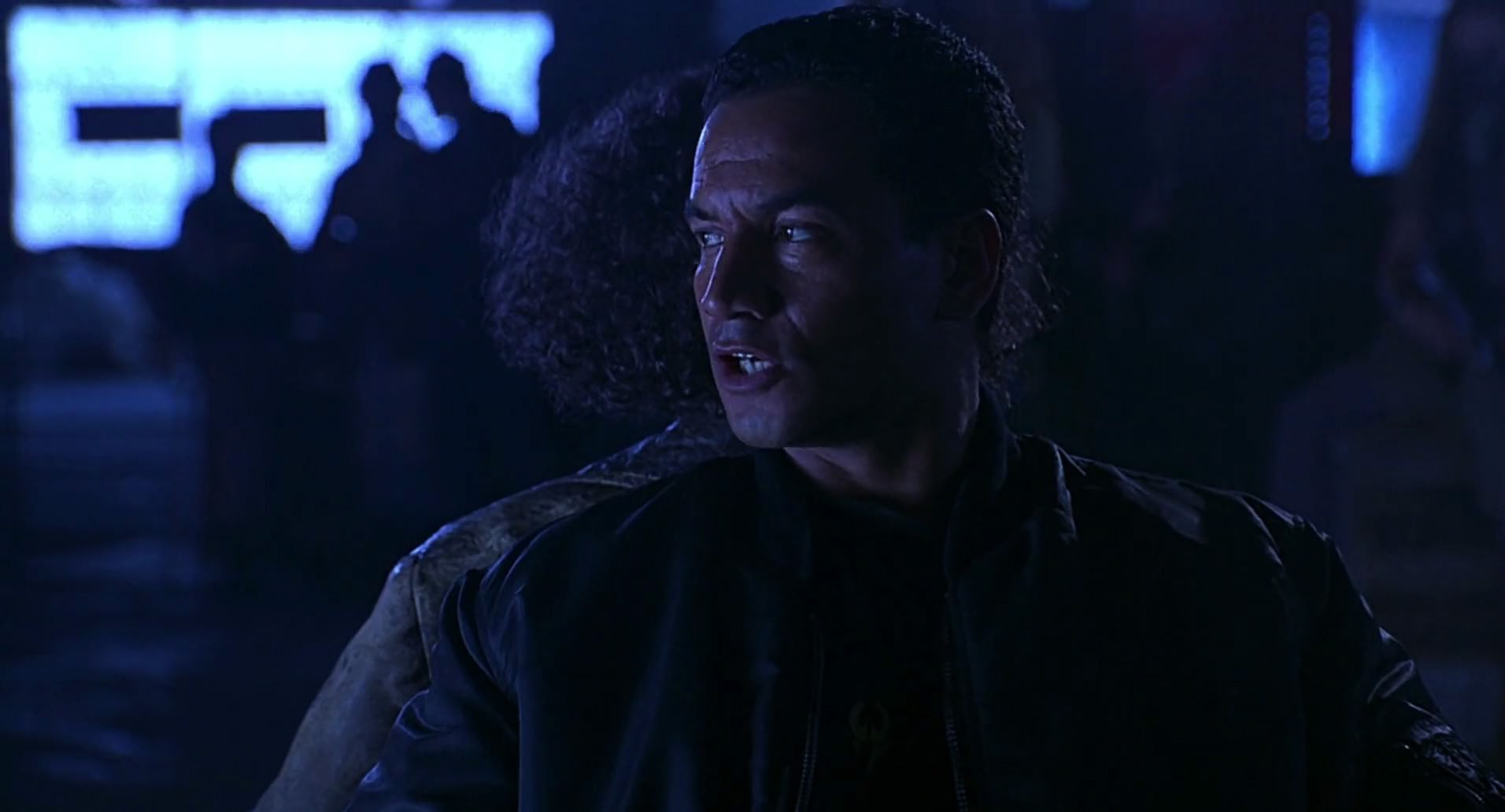 Barb Wire (1996) screencap 5286