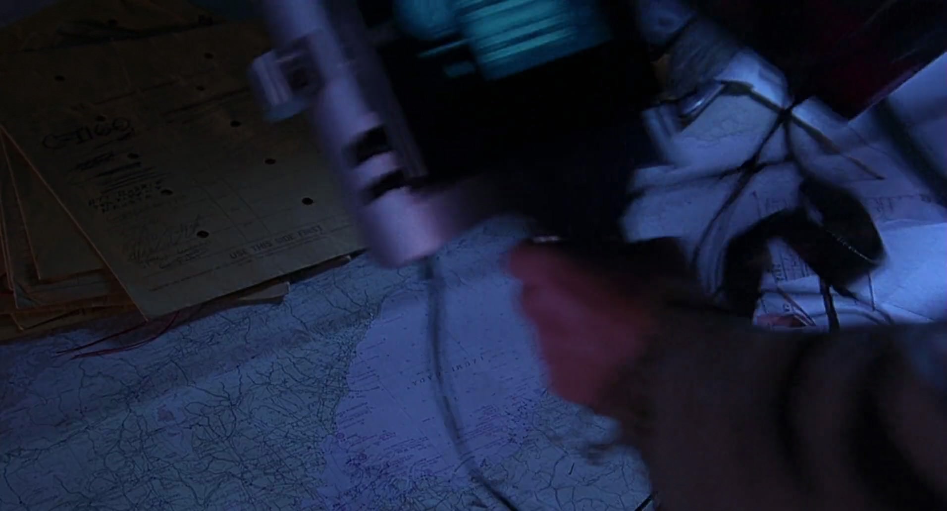 Barb Wire (1996) HD screenshot 5303